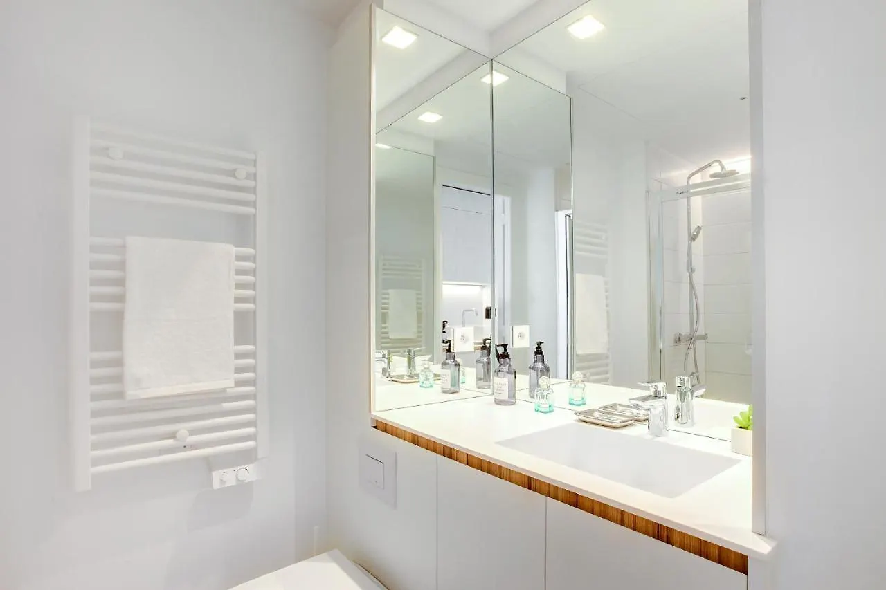 The Babel Community - Republique - Joliette Aparthotel Marseille 4*,  France