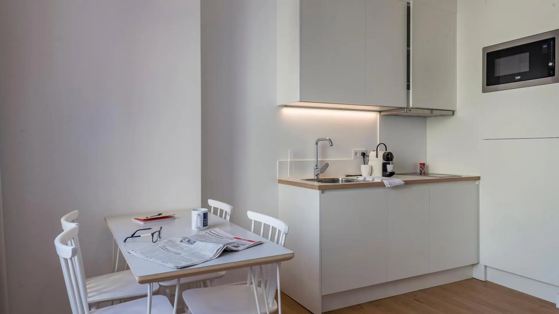 The Babel Community - Republique - Joliette Hotel Marseille France