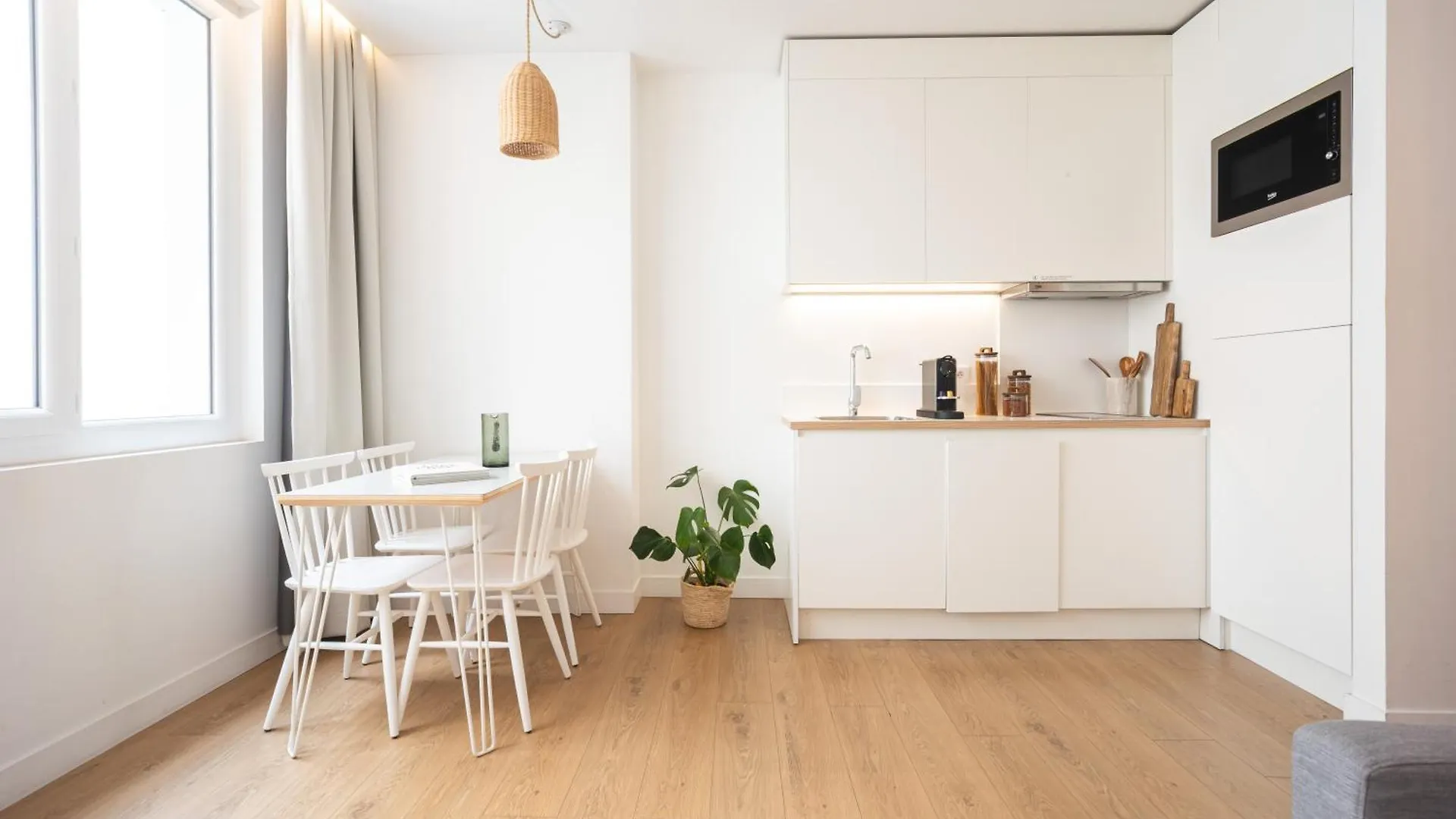 The Babel Community - Republique - Joliette Aparthotel Marseille 4*,  France